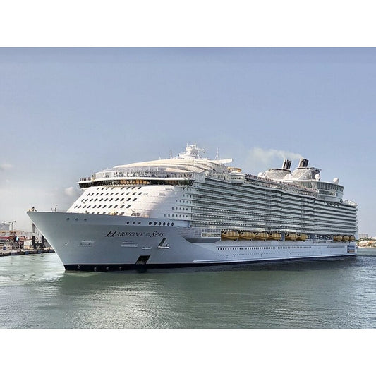 American Harmony of the Seas (Oasis Class) – Royal Caribbean 36 Inches Ship Model