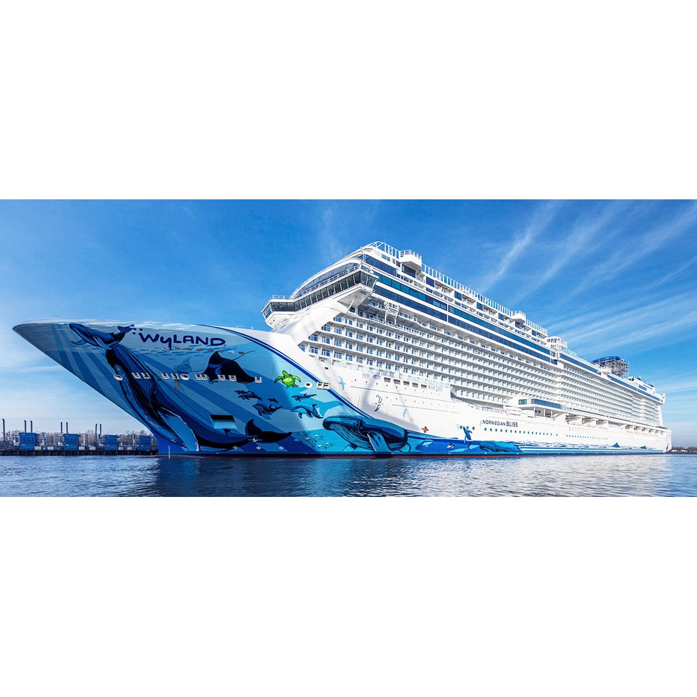American Norwegian Bliss (Breakaway Plus Class) – Norwegian Cruise Line 36 Inches Ship Model