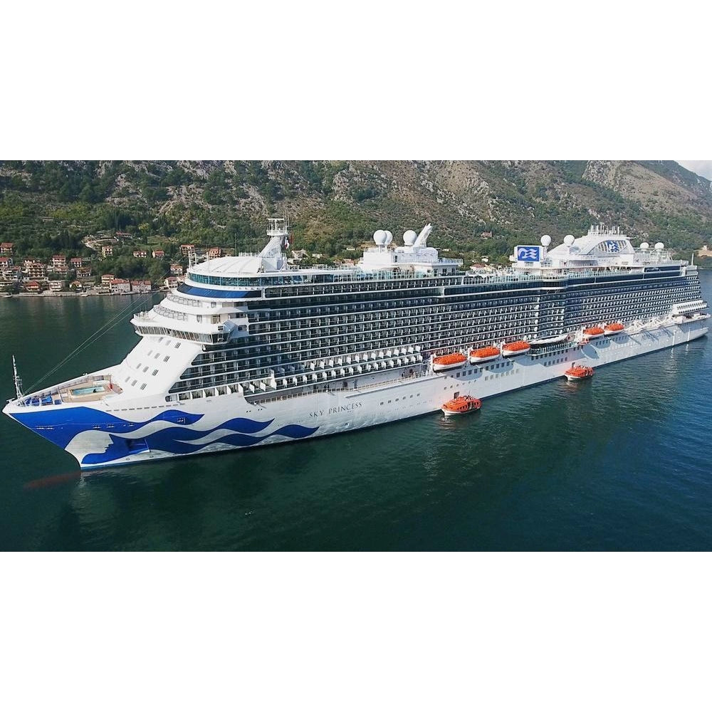 American Sky Princess (Royal-Class) Cruise Ship 36 Inches Model