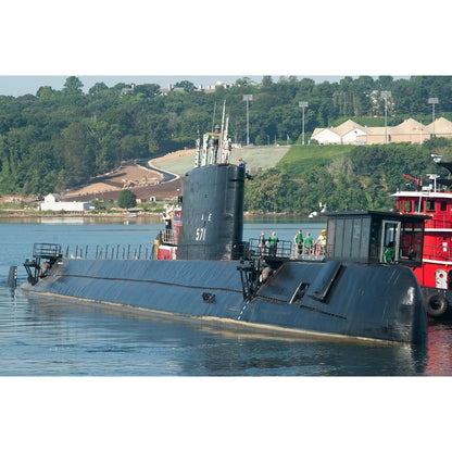 USS Nautilus Submarine (SSN-571) 36 Inches Model