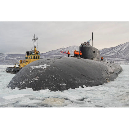 Russian K-141 Kursk Oscar II-Class Submarine (Project 949A) 36 Inches Model
