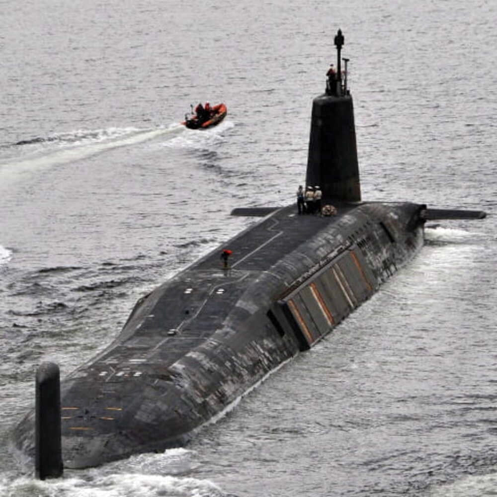 Royal Navy HMS Vanguard Submarine (Vanguard class sub) 36 Inches Model