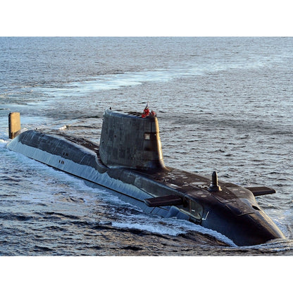 Royal Navy HMS Astute Submarine (S119-Astute Class) 36 Inches Model
