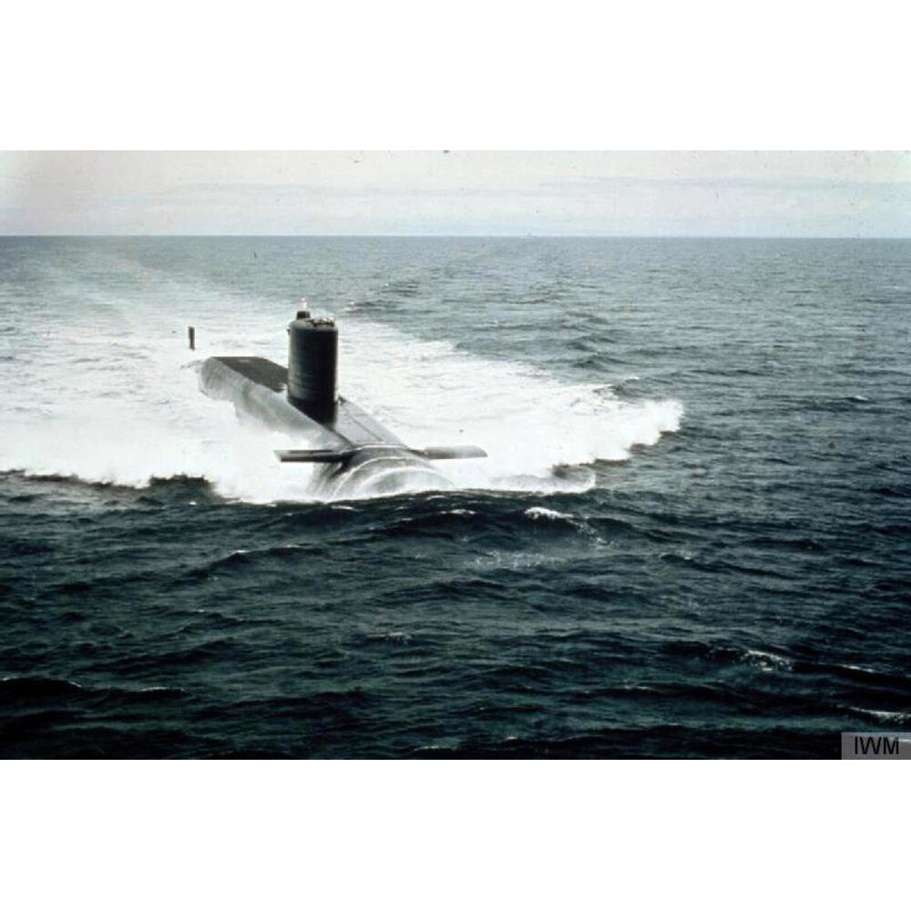 Royal Navy HMS Resolution Submarine (S22) 36 Inches Model