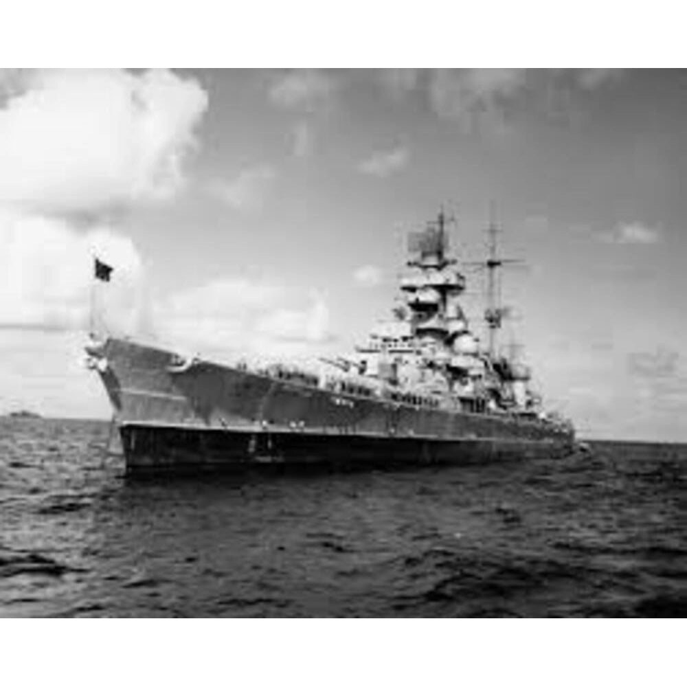 Germany Prinz Eugen (IX 300) Admiral Hipper-Class Heavy Cruiser 36 Inches Model