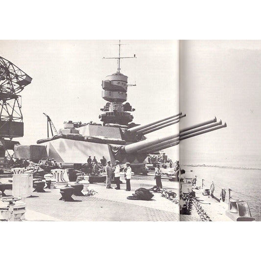 Italian Vittorio Veneto Littorio-Class (Pennant No. 550) 36 Inches Battleship Model