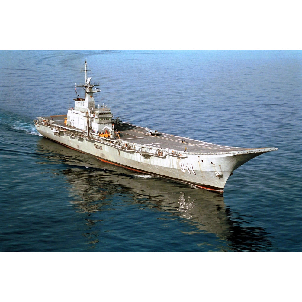 Thailand HTMS Chakri Naruebet (CVH-911) 36 Inches Aircraft Carrier Model