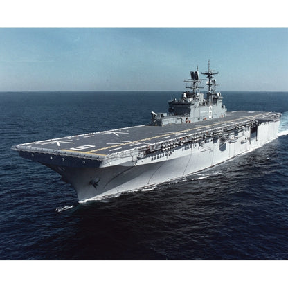 USS Bonhomme Richard (LHD-6) Wasp-Class 36 Inches Ship Model