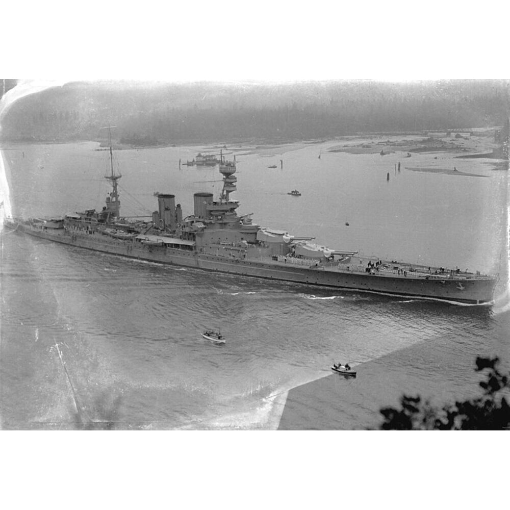 HMS Repulse (Renown-Class) 36 Inches Battlecruiser Model