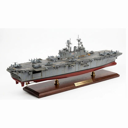 USS Iwo Jima (LHD-7) Amphibious Assault 30 Inches Ship Model