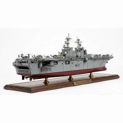 USS Iwo Jima (LHD-7) Amphibious Assault 30 Inches Ship Model