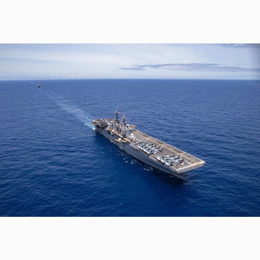 USS Iwo Jima (LHD-7) Amphibious Assault 30 Inches Ship Model