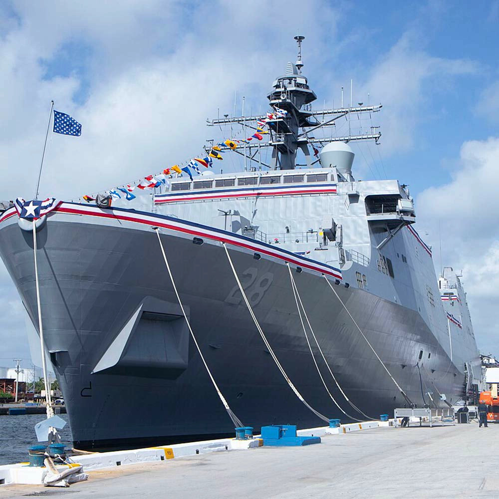 USS Fort Lauderdale (LPD-28) Amphibious Transport Dock 30 Inches Model