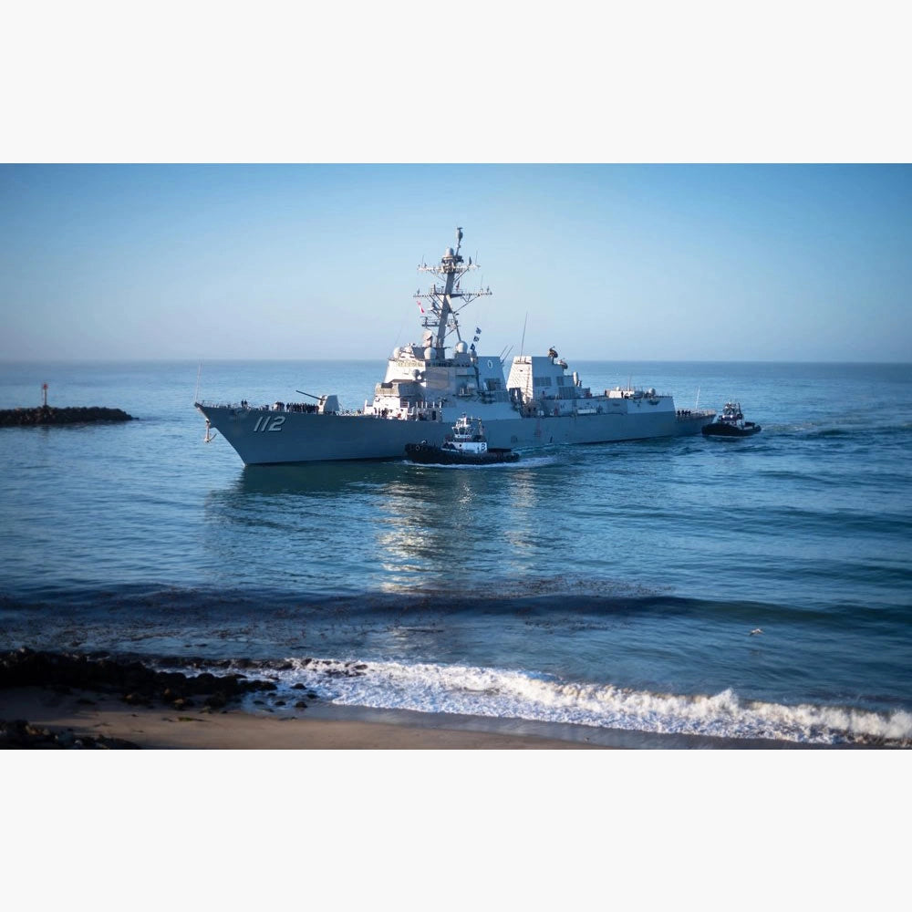 USS Michael Murphy (DDG-112) Guided Missile Destroyer 30 Inches Model