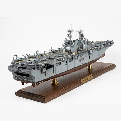 USS Boxer (LHD-4) Amphibious Assault 30 Inches Ship Model
