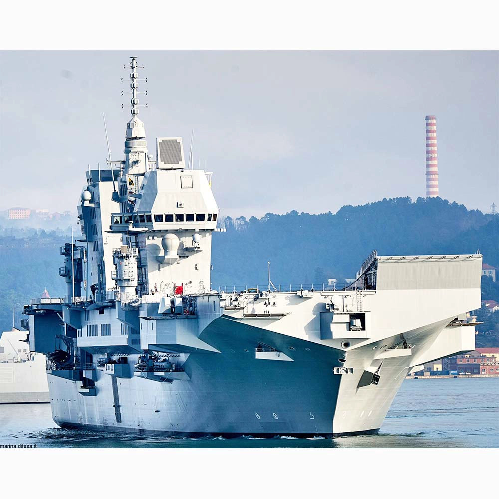 ITS Trieste (L9890) Amphibious Assault 30 Inches Ship Model