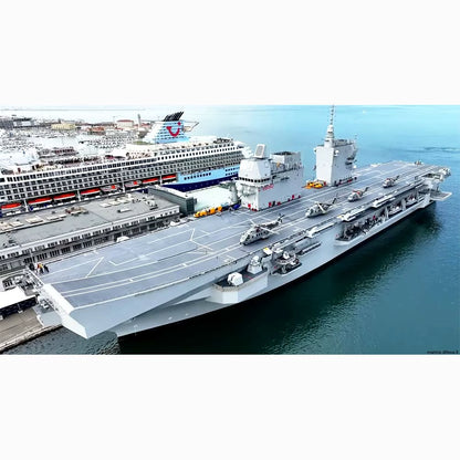 ITS Trieste (L9890) Amphibious Assault 30 Inches Ship Model