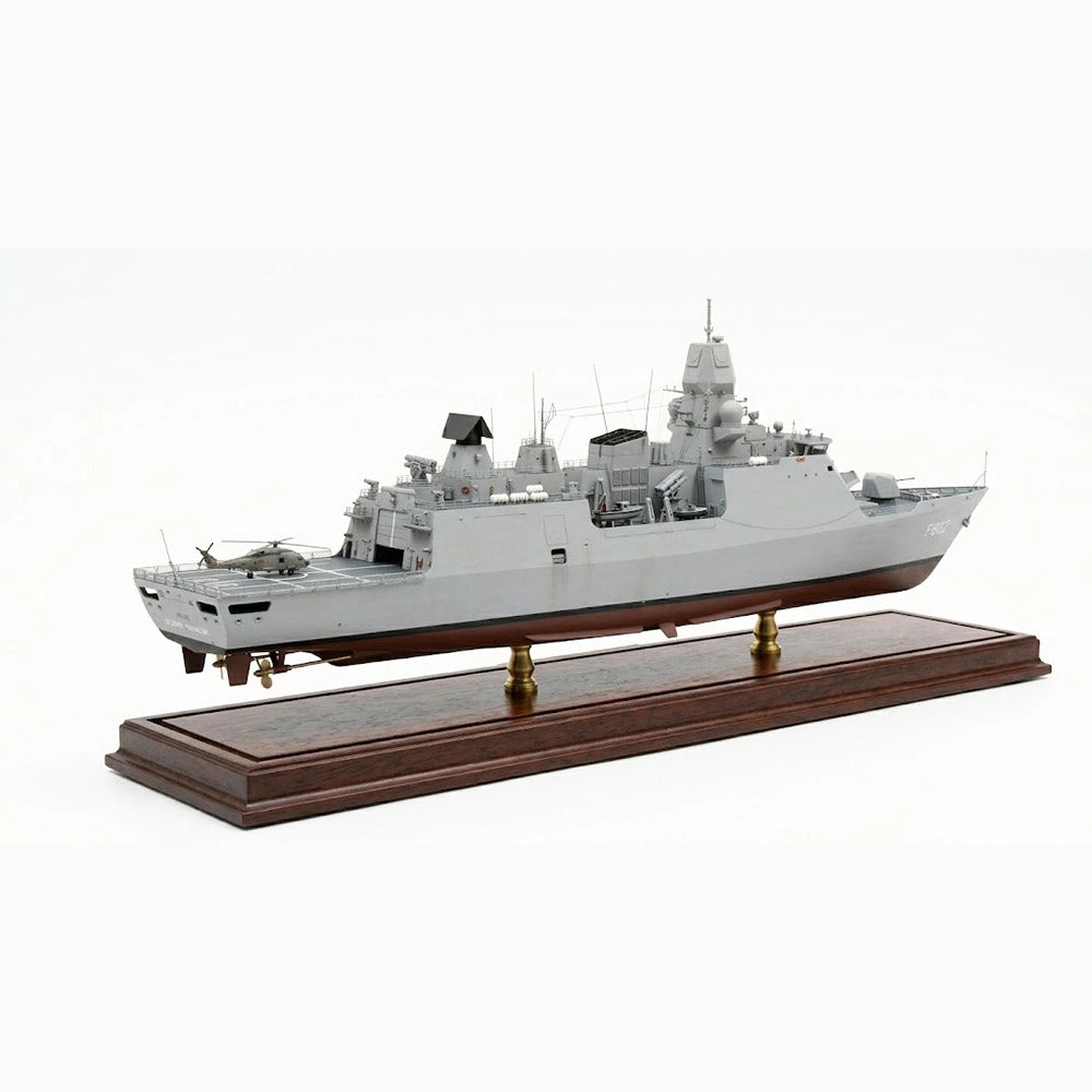 Royal Netherlands Navy HNLMS De Zeven Provinciën (F802) Frigate 30 Inches Model