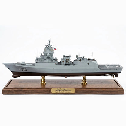Royal Norwegian Navy HNoMS Fridtjof Nansen (F310) Fridtjof Nansen-class Frigate 30 Inches Model