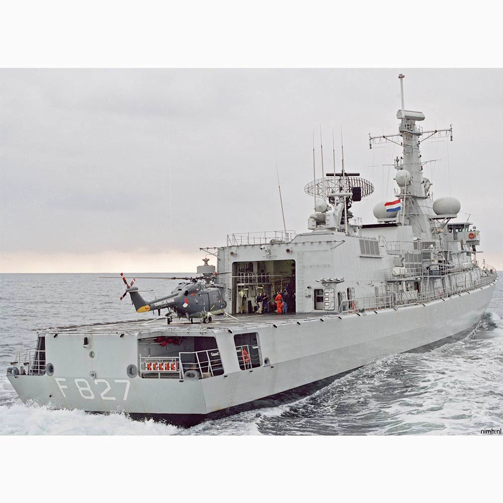 Royal Netherlands Navy HNLMS Karel Doorman (A833) Karel Doorman-class Support 30 Inches Ship Model