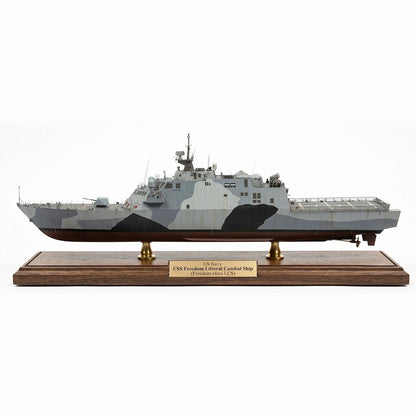 USS Freedom (LCS-1) Freedom-class Littoral Combat 30 Inches Ship Model