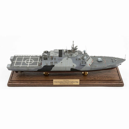 USS Freedom (LCS-1) Freedom-class Littoral Combat 30 Inches Ship Model
