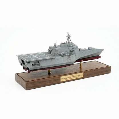 USS Independence (LCS-2) Independence-class Littoral Combat 30 Inches Ship Model