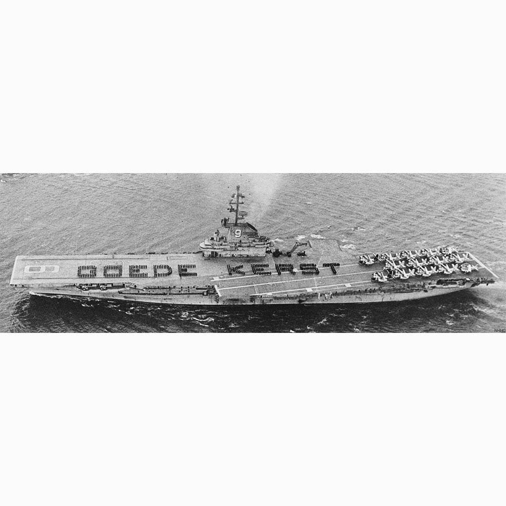 USS Essex (CV-9) Aircraft Carrier30 Inches Model