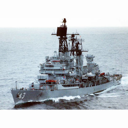 USS Dahlgren (DDG-43) Guided Missile Destroyer 30 Inches Model