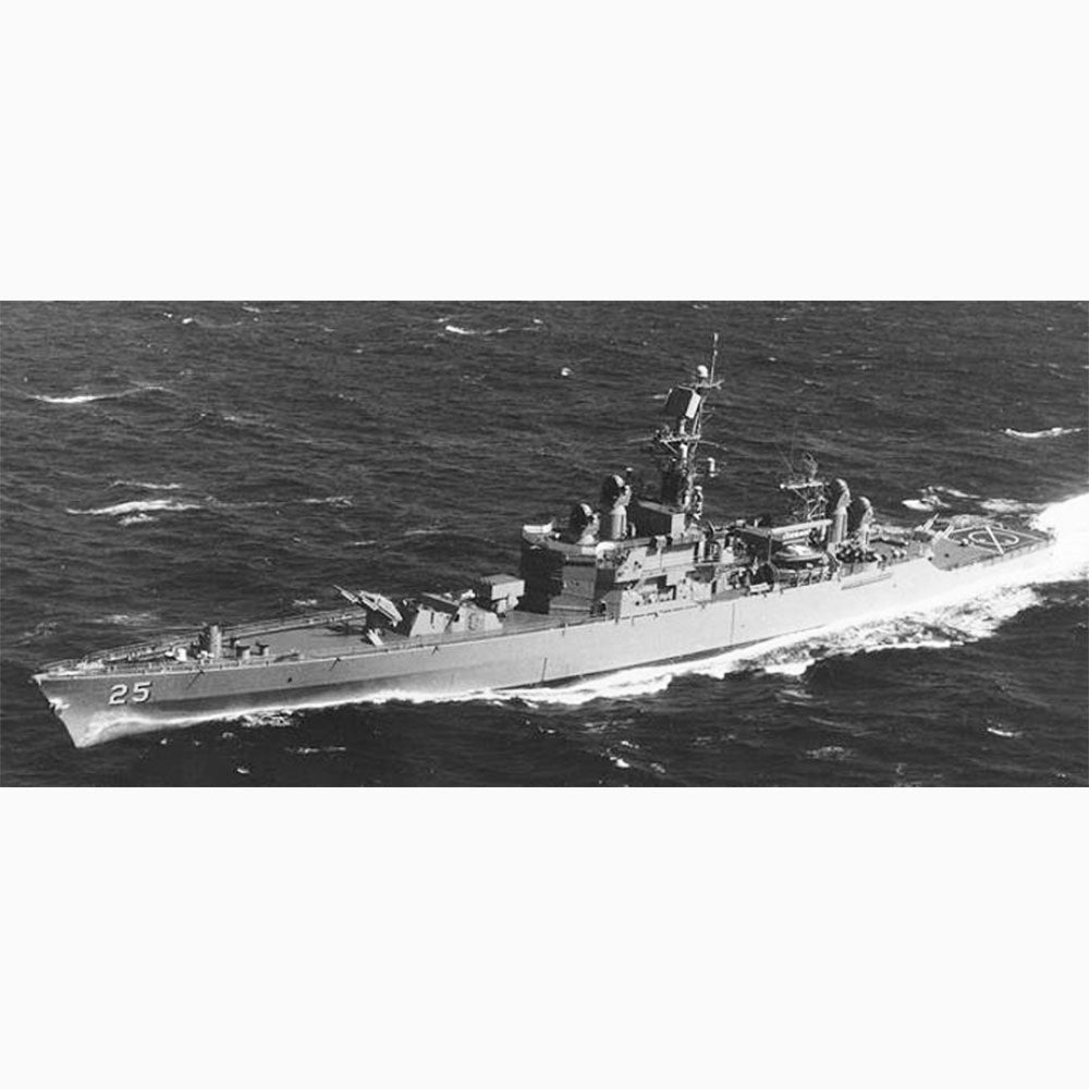 USS Bainbridge (DLGN-25) Nuclear Guided Missile Cruiser 30 Inches Model