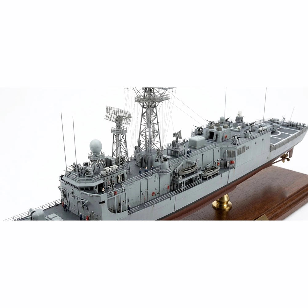 USS McInerney (FFG-8) Guided Missile Frigate 30 Inches Model