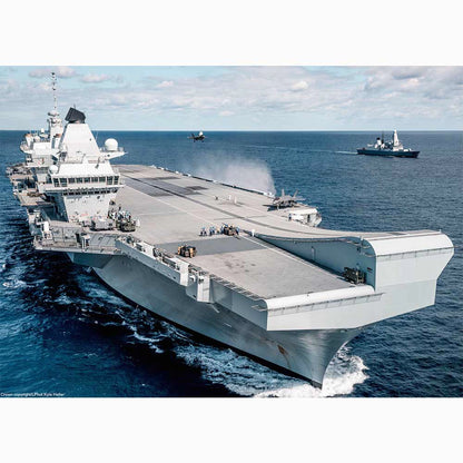 HMS Queen Elizabeth (R08) Aircraft Carrier 30 Inches Model