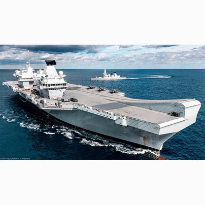 HMS Queen Elizabeth (R08) Aircraft Carrier 30 Inches Model