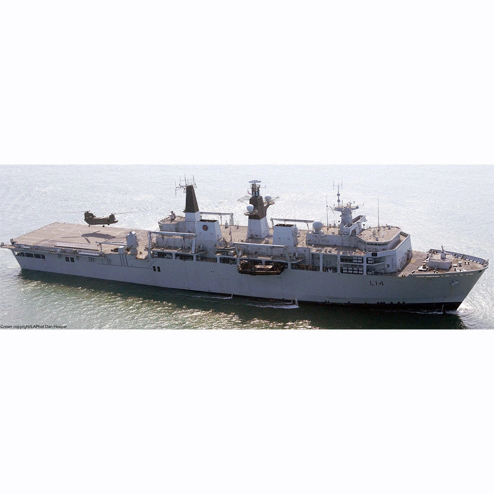 HMS Albion (L14) Amphibious Assault 30 Inches Ship Model
