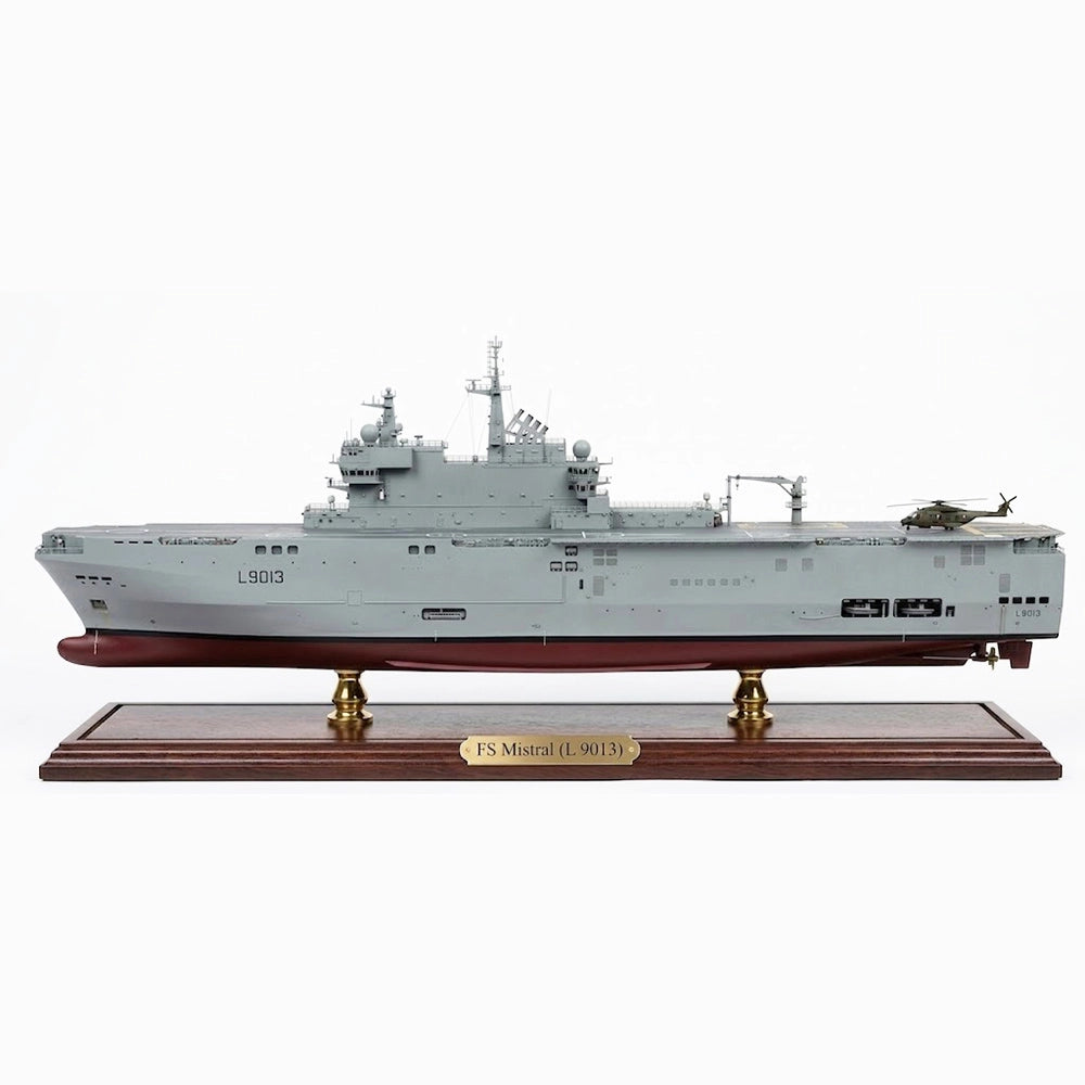 FS Mistral (L9013) Mistral class Amphibious Assault & Command Ship 30 Iches Ship Model