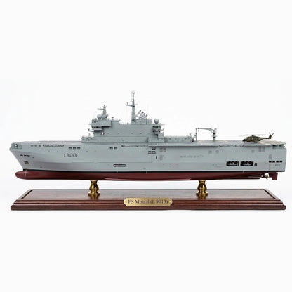FS Mistral (L9013) Mistral class Amphibious Assault & Command Ship 30 Iches Ship Model