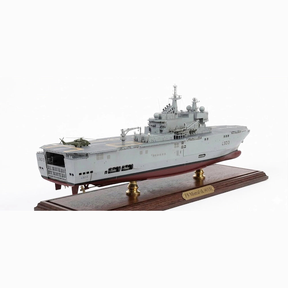 FS Mistral (L9013) Mistral class Amphibious Assault & Command Ship 30 Iches Ship Model
