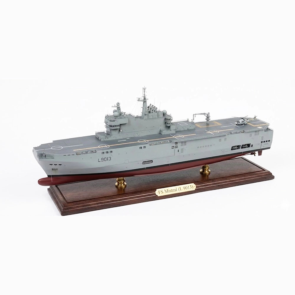 FS Mistral (L9013) Mistral class Amphibious Assault & Command Ship 30 Iches Ship Model