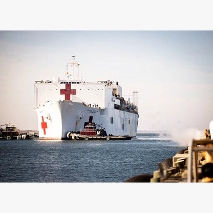 USNS Comfort (T-AH-20) 30 Inches Hospital Ship Model