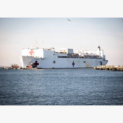 USNS Comfort (T-AH-20) 30 Inches Hospital Ship Model