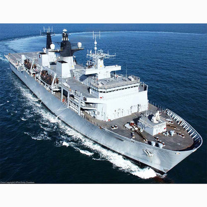 HMS Bulwark (L15) Amphibious Assault 30 Inches Ship Model