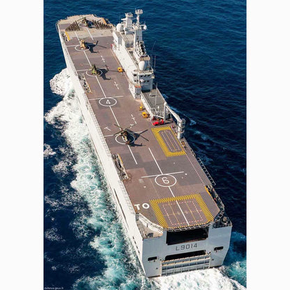 FS Tonnerre (L9014) Amphibious Assault 30 Inches Ship Model