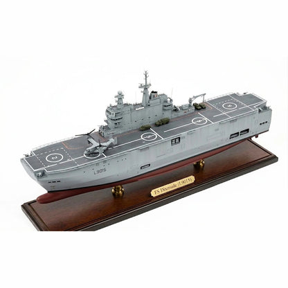 FS Dixmude (L9015) Amphibious Assault 30 Inches Ship Model