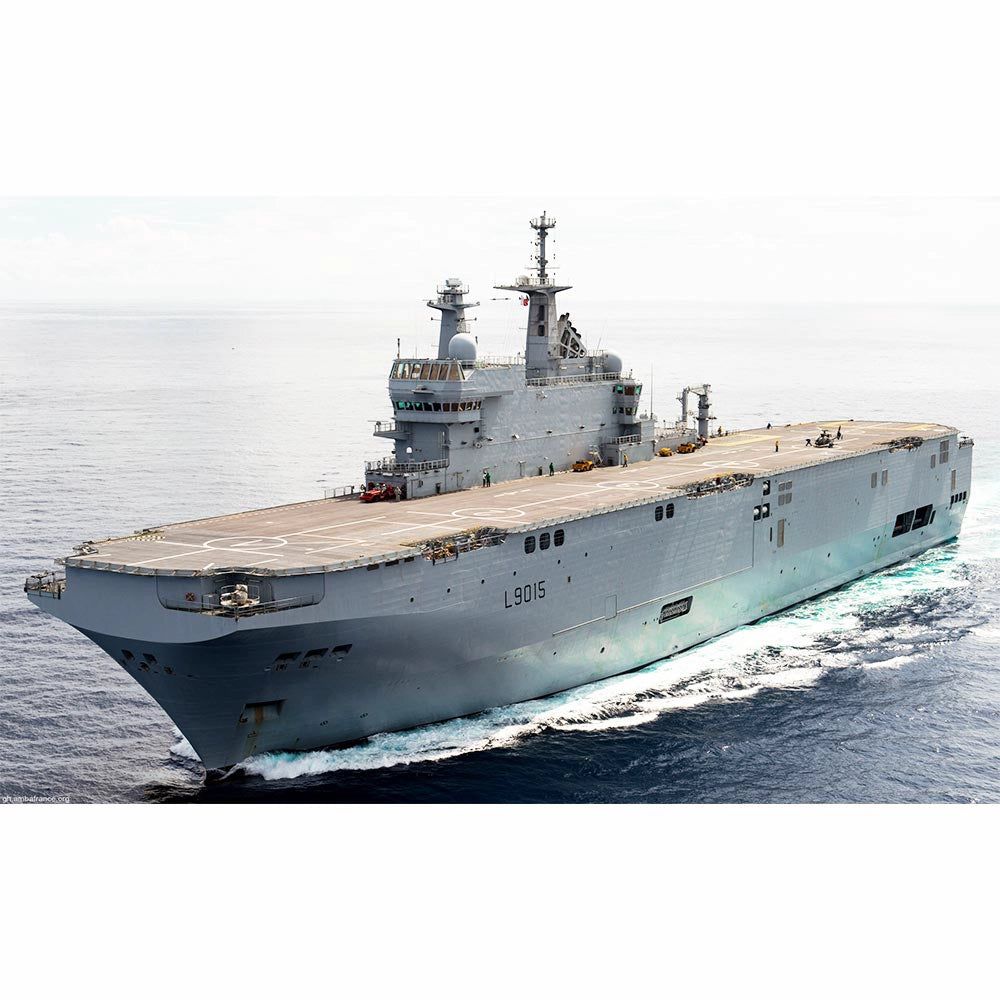 FS Dixmude (L9015) Amphibious Assault 30 Inches Ship Model