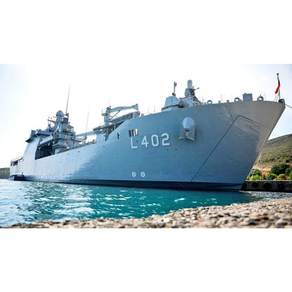 TCG Bayraktar (L402 Landing Ship Tank 30 Inches Model