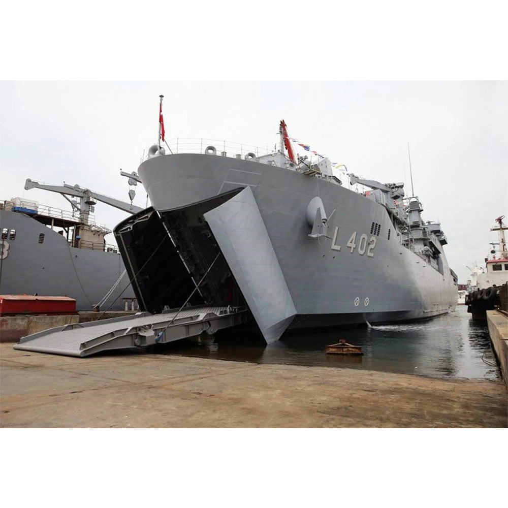 TCG Bayraktar (L402 Landing Ship Tank 30 Inches Model
