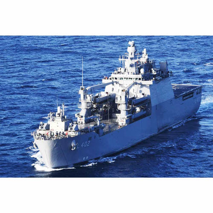 TCG Bayraktar (L402 Landing Ship Tank 30 Inches Model