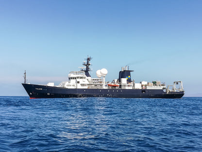 R/V Falkor Research 36 inches boat Model