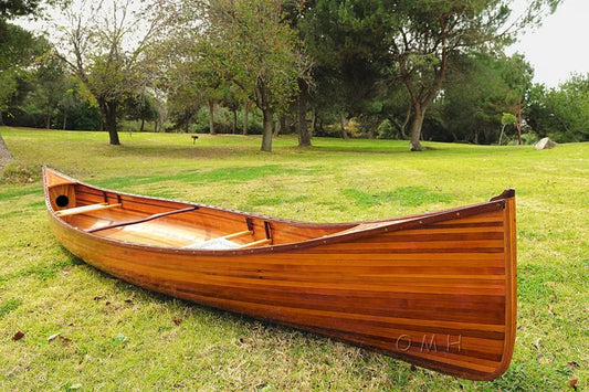 Canot en bois de 16 pieds