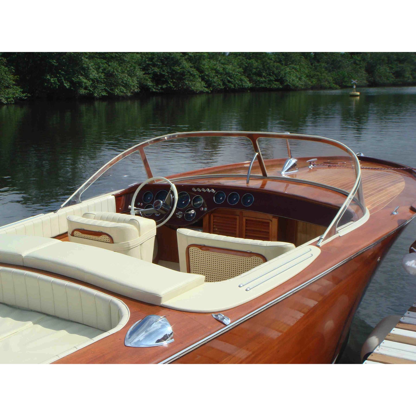 Sürat Teknesi V1 27ft Riva Aquarama'dan Esinlenildi | Özel Yapım Kapora
